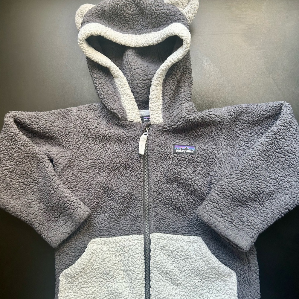 Patagonia Charcoal and Cream Fleece Jacket, 3T